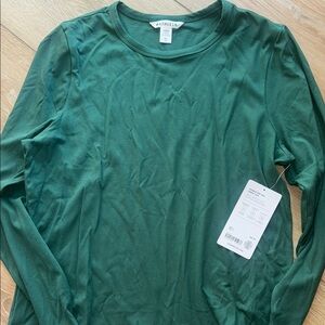 Athleta Green Women’s Shirt